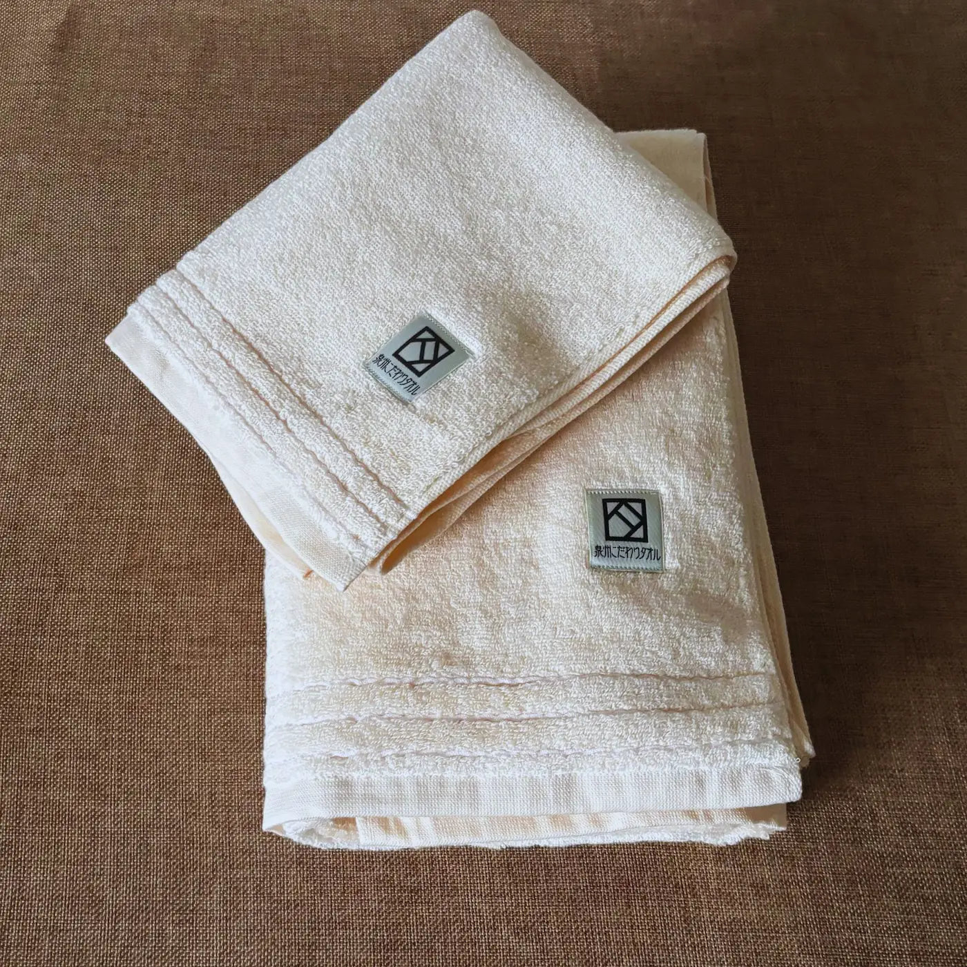 Fast Drying Japanese Senshu Bath and Hand Towel Set in Cream Colour
