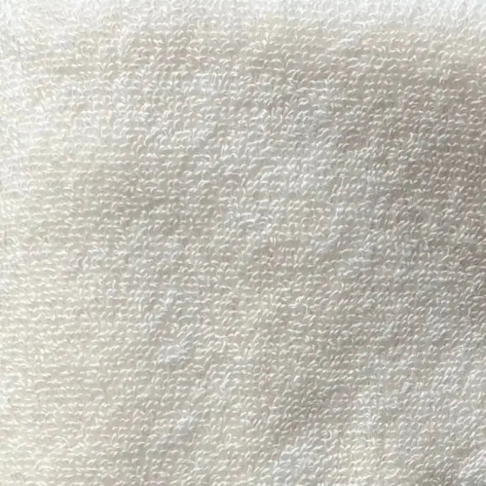 Close-up of Senshu towel Sawa in cream colour