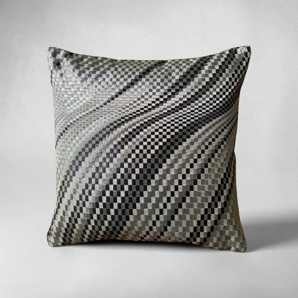 The Silver Grid 30x30cm