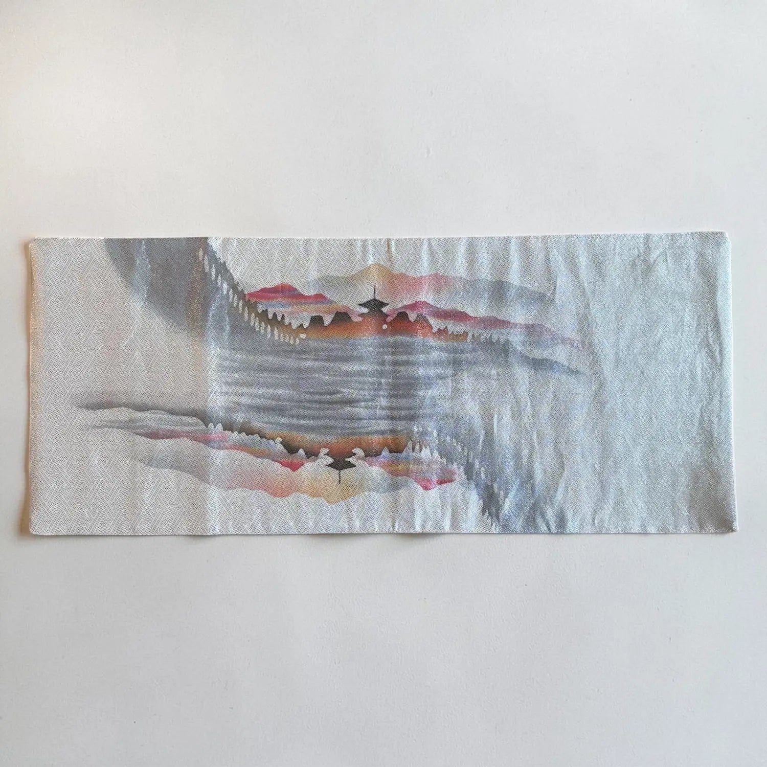 Silk runner with a mouth design on a white background